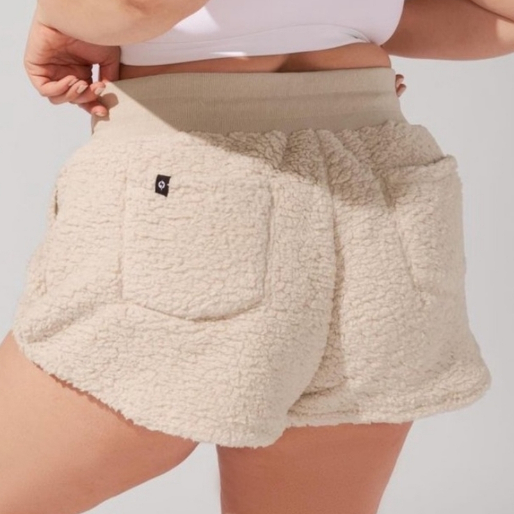 POPFLEX Faux Sherpa Short With Pockets - Taupe (Size L)